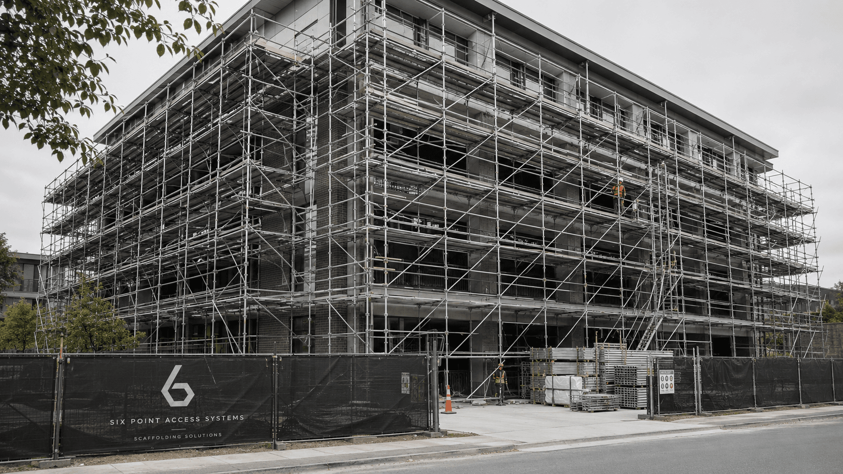 Exterior scaffold structure on a multi-storey building